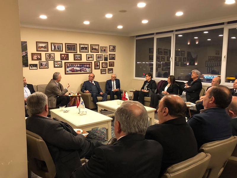 Geleneksel Salı buluşmamızın 29 Ocak'taki konukları RUBAFED - Rumeli Balkan Dernekleri Federasyonu RUBAKAD - RUBASAM Rumeli Balkan Stratejik Araştırma Vakfı - AVRASYABİR VAKFI EYÜP Rumeli Türkleri Derneği üyeleri oldu.